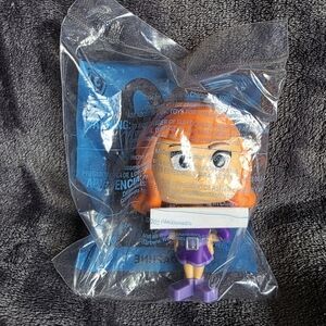New 2021 Scooby-Doo DAPHNE Figure BobbleHead collectible McDonald Happy Meal toy